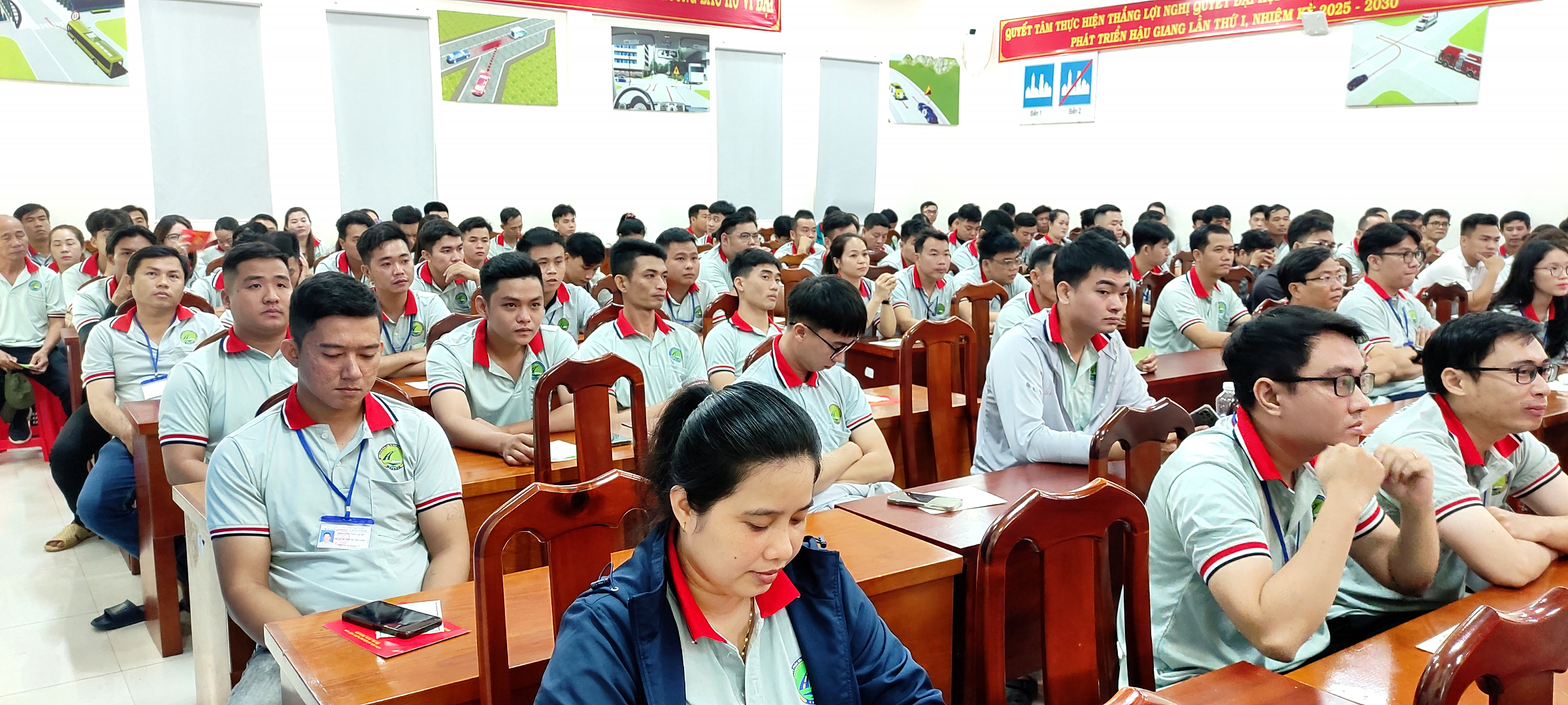 IMGSHLX281225 5 SÁT HẠCH LÁI XE 28/12/2025 TẠI TRUNG TÂM ĐÀO TẠO & SÁT HẠCH LÁI XE THÀNH PHỐ VỊ THANH