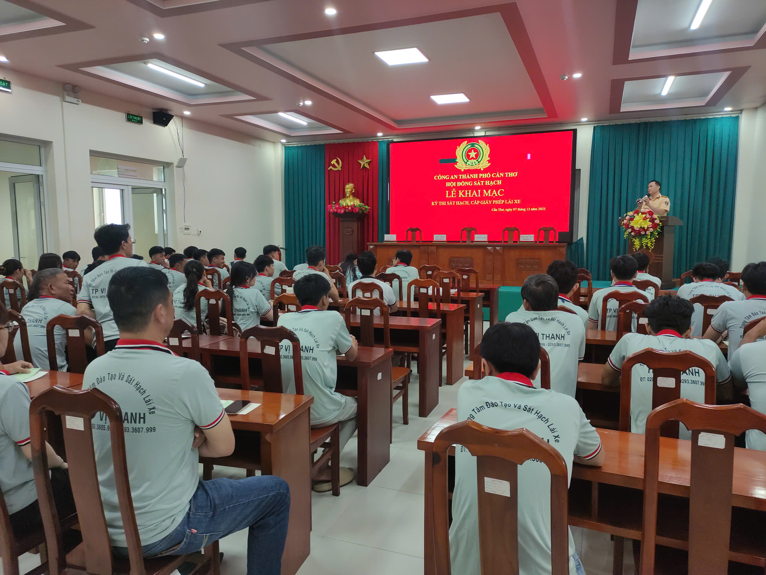 SÁT HẠCH LÁI XE 07/12/2025 TẠI TRUNG TÂM ĐÀO TẠO & SÁT HẠCH LÁI XE THÀNH PHỐ VỊ THANH 1 z7308194611469 c9259eade8d5b0e9d547f83e3de77594 SÁT HẠCH LÁI XE 07/12/2025 TẠI TRUNG TÂM ĐÀO TẠO & SÁT HẠCH LÁI XE THÀNH PHỐ VỊ THANH