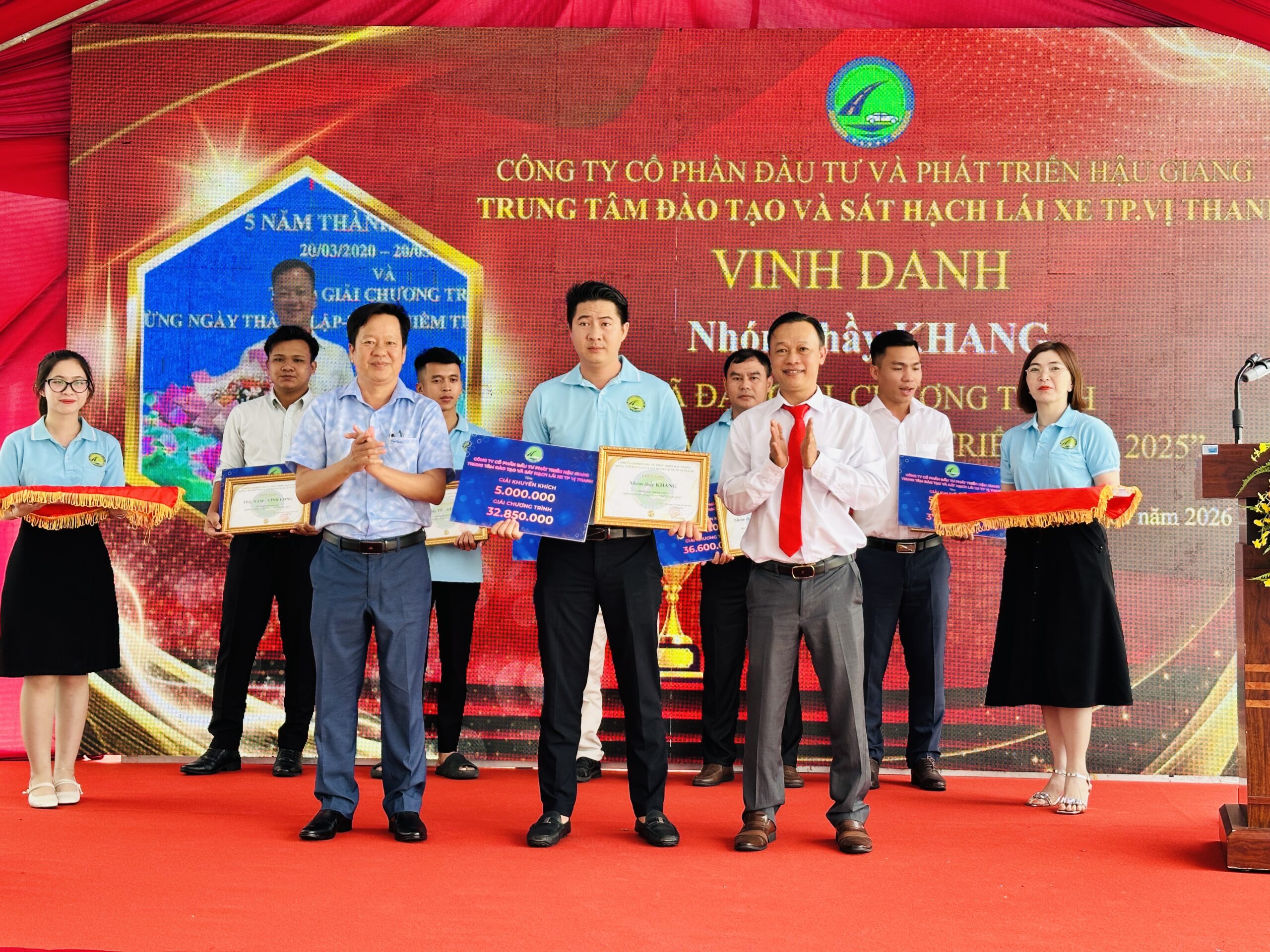 IMG 3233 scaled LỄ TỔNG KẾT GIÁO VIÊN NGÀY 22/01/2026