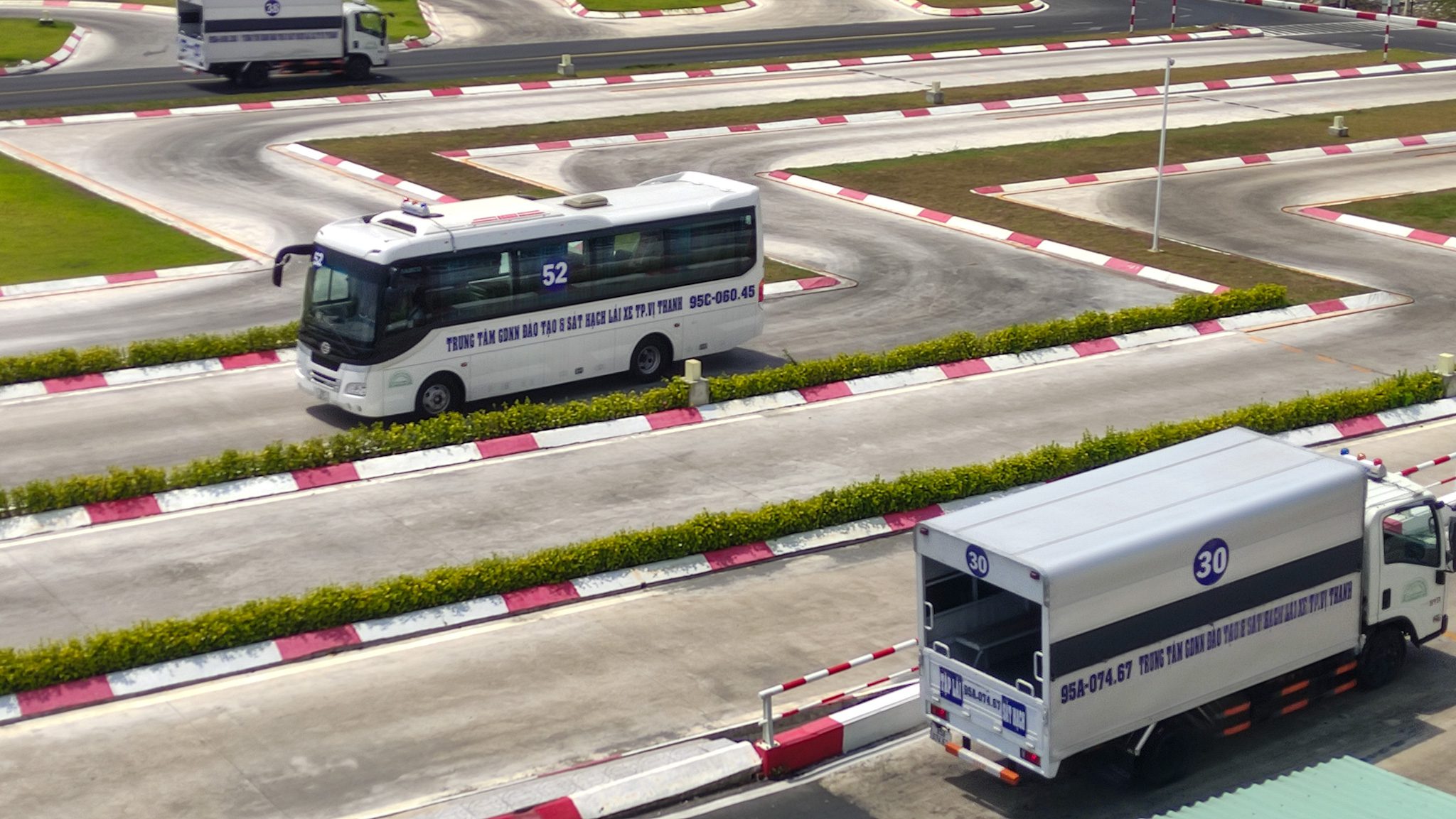 1774395434879 SÁT HẠCH LÁI XE 22/03/2026 TẠI TRUNG TÂM ĐÀO TẠO & SÁT HẠCH LÁI XE THÀNH PHỐ VỊ THANH