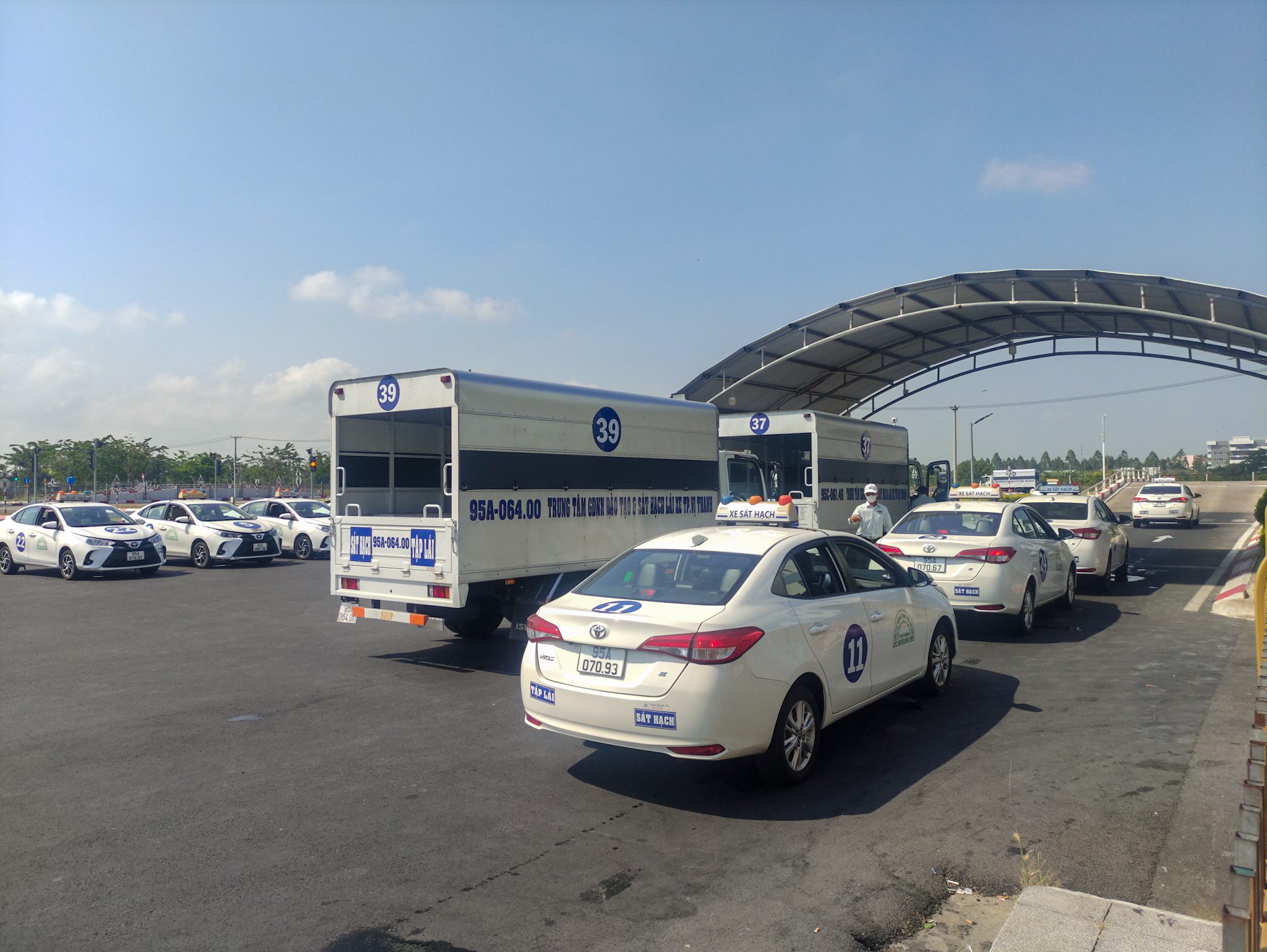 1774699636866 SÁT HẠCH LÁI XE 25/03/2026 TẠI TRUNG TÂM ĐÀO TẠO & SÁT HẠCH LÁI XE THÀNH PHỐ VỊ THANH