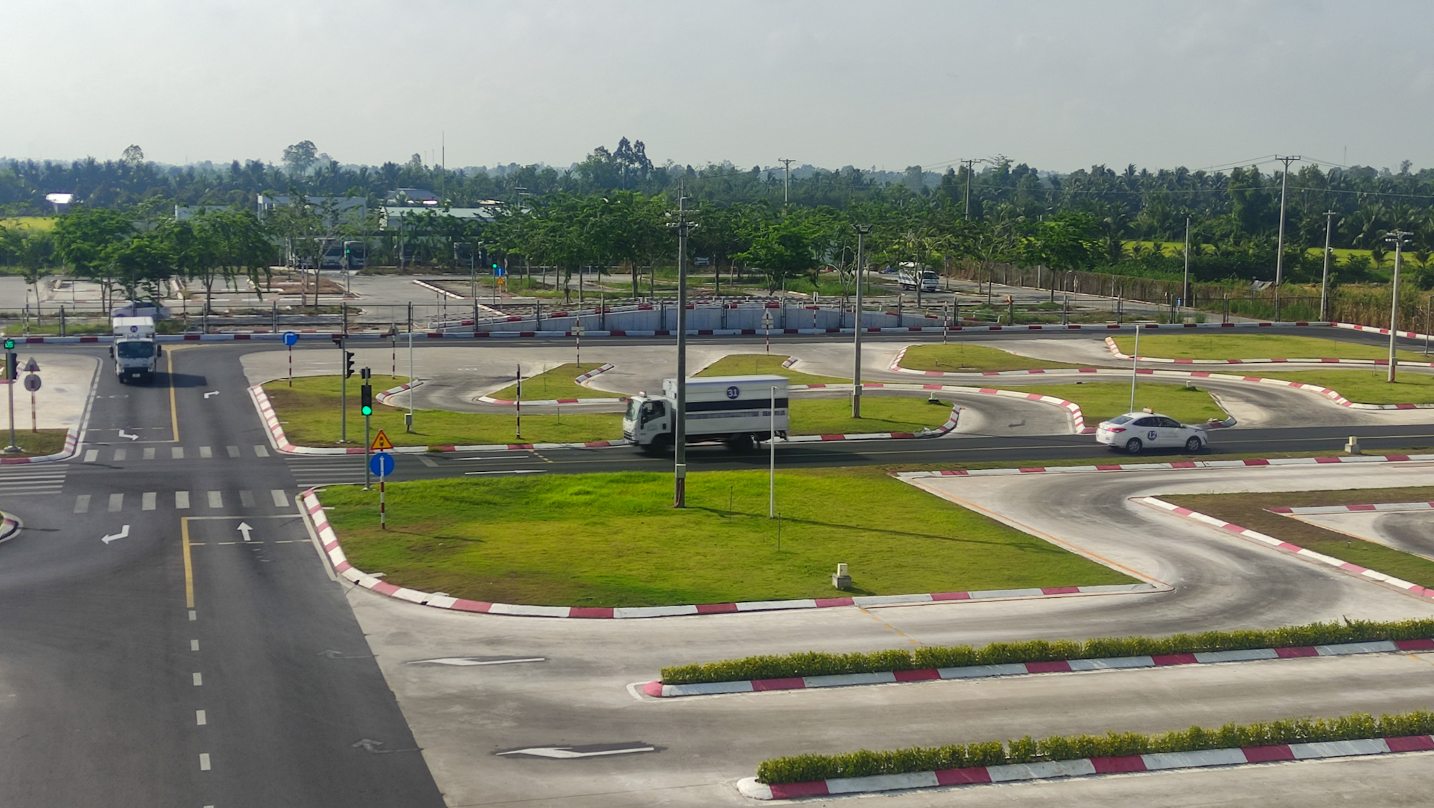 1774699636893 SÁT HẠCH LÁI XE 25/03/2026 TẠI TRUNG TÂM ĐÀO TẠO & SÁT HẠCH LÁI XE THÀNH PHỐ VỊ THANH