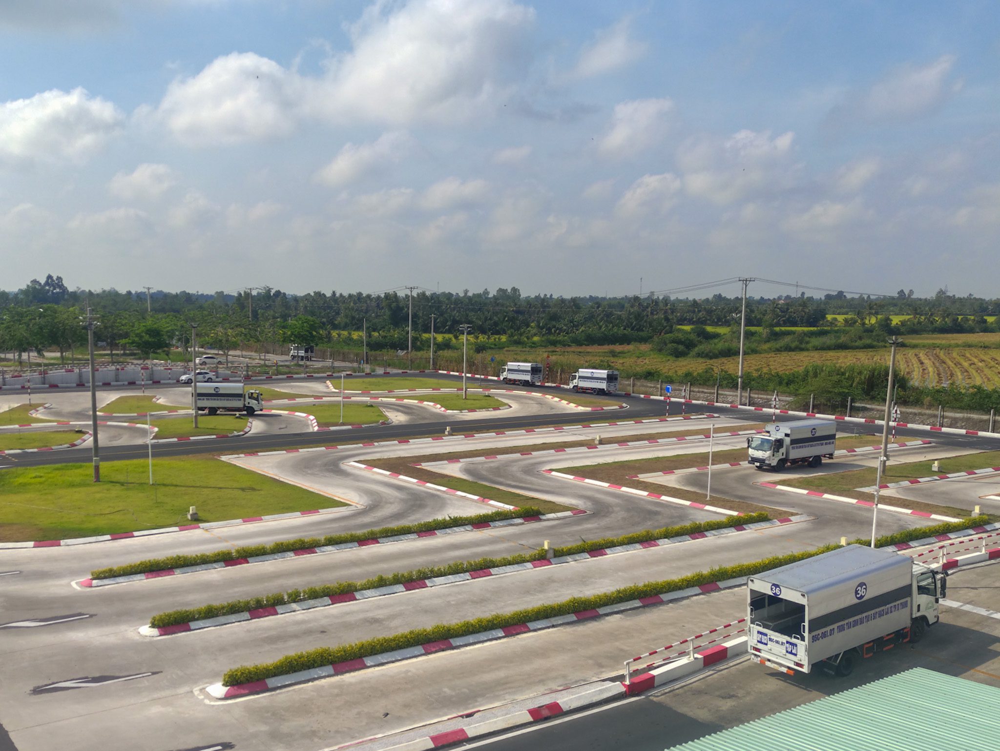 1774844450233 SÁT HẠCH LÁI XE 29/03/2026 TẠI TRUNG TÂM ĐÀO TẠO & SÁT HẠCH LÁI XE THÀNH PHỐ VỊ THANH