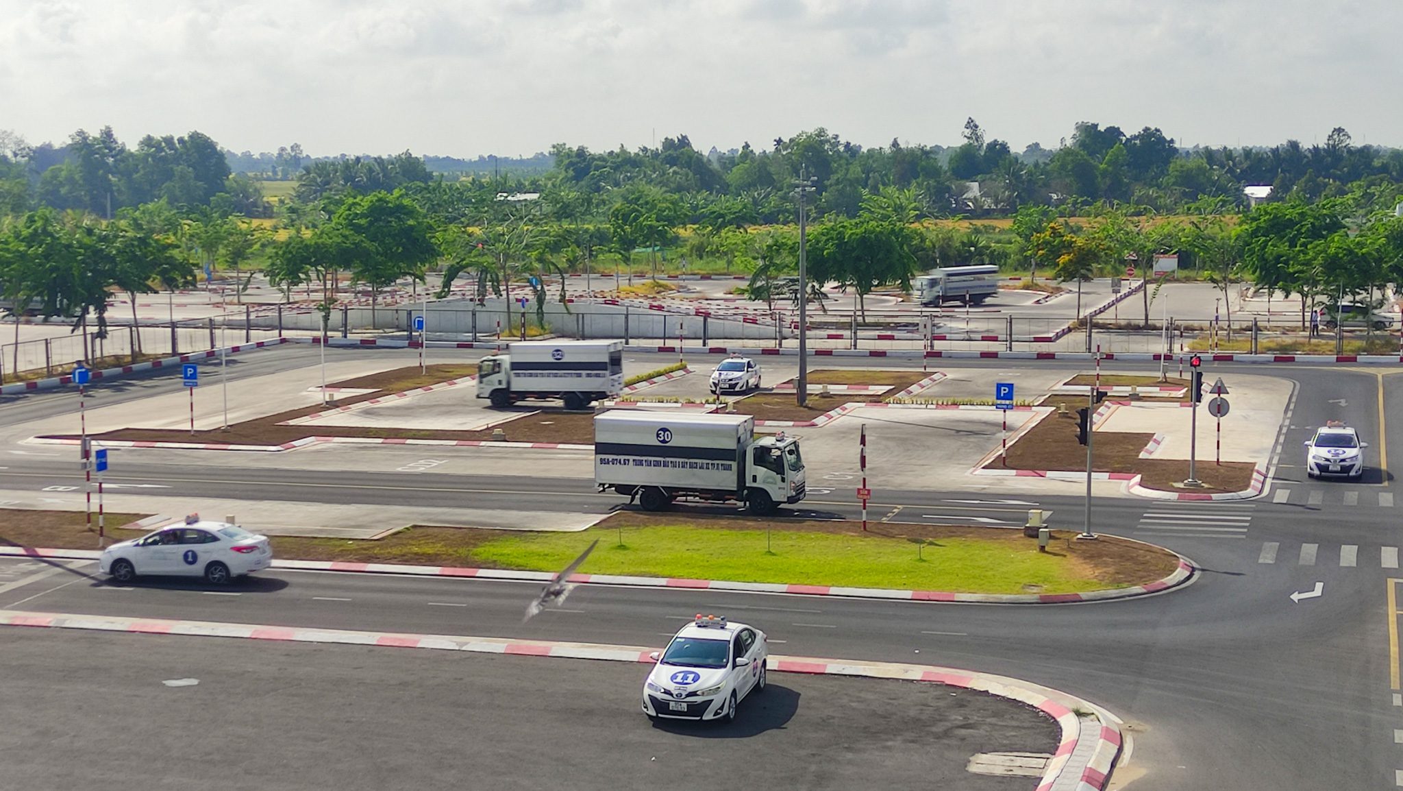 1776044056418 SÁT HẠCH LÁI XE 12/04/2026 TẠI TRUNG TÂM ĐÀO TẠO & SÁT HẠCH LÁI XE THÀNH PHỐ VỊ THANH