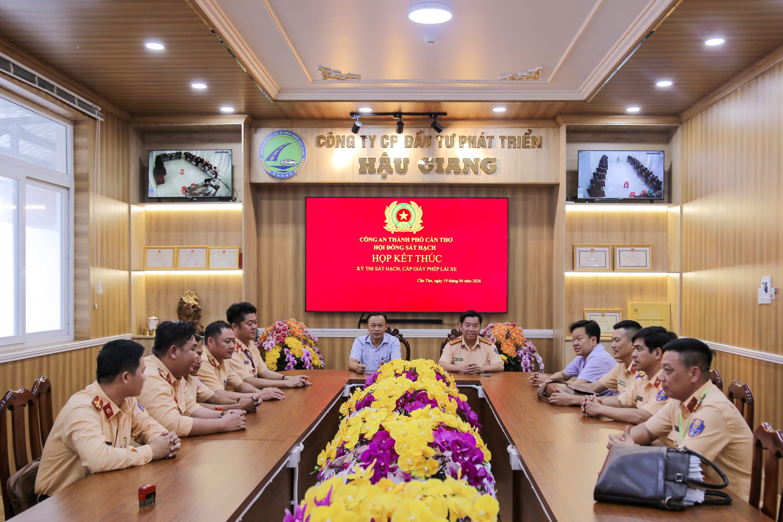 8 IS8A0151 scaled SÁT HẠCH LÁI XE 19/04/2026 TẠI TRUNG TÂM ĐÀO TẠO & SÁT HẠCH LÁI XE THÀNH PHỐ VỊ THANH