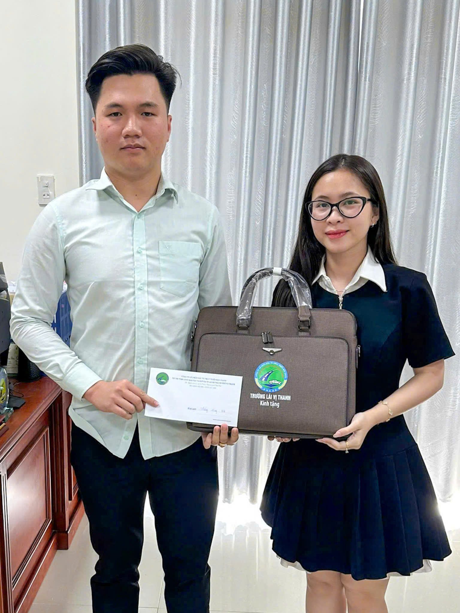 z7682005668448 48135c8f4f0df411a84ee96edee30c86 CHÚC MỪNG SINH NHẬT GIÁO VIÊN QUÝ I/2026