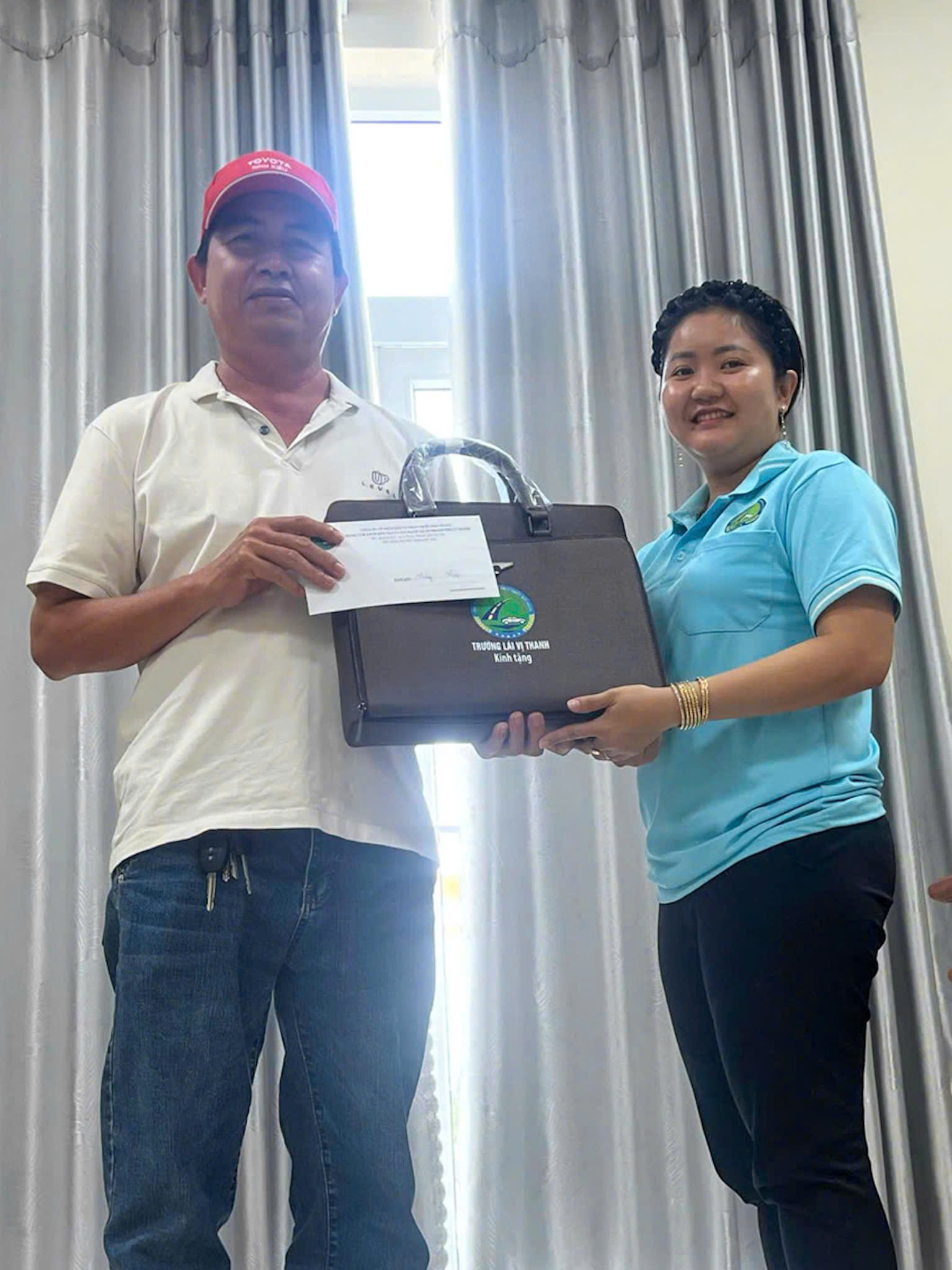 z7682005677434 1d3a7a8d8f71fbe9e0f53b44a86b0831 CHÚC MỪNG SINH NHẬT GIÁO VIÊN QUÝ I/2026