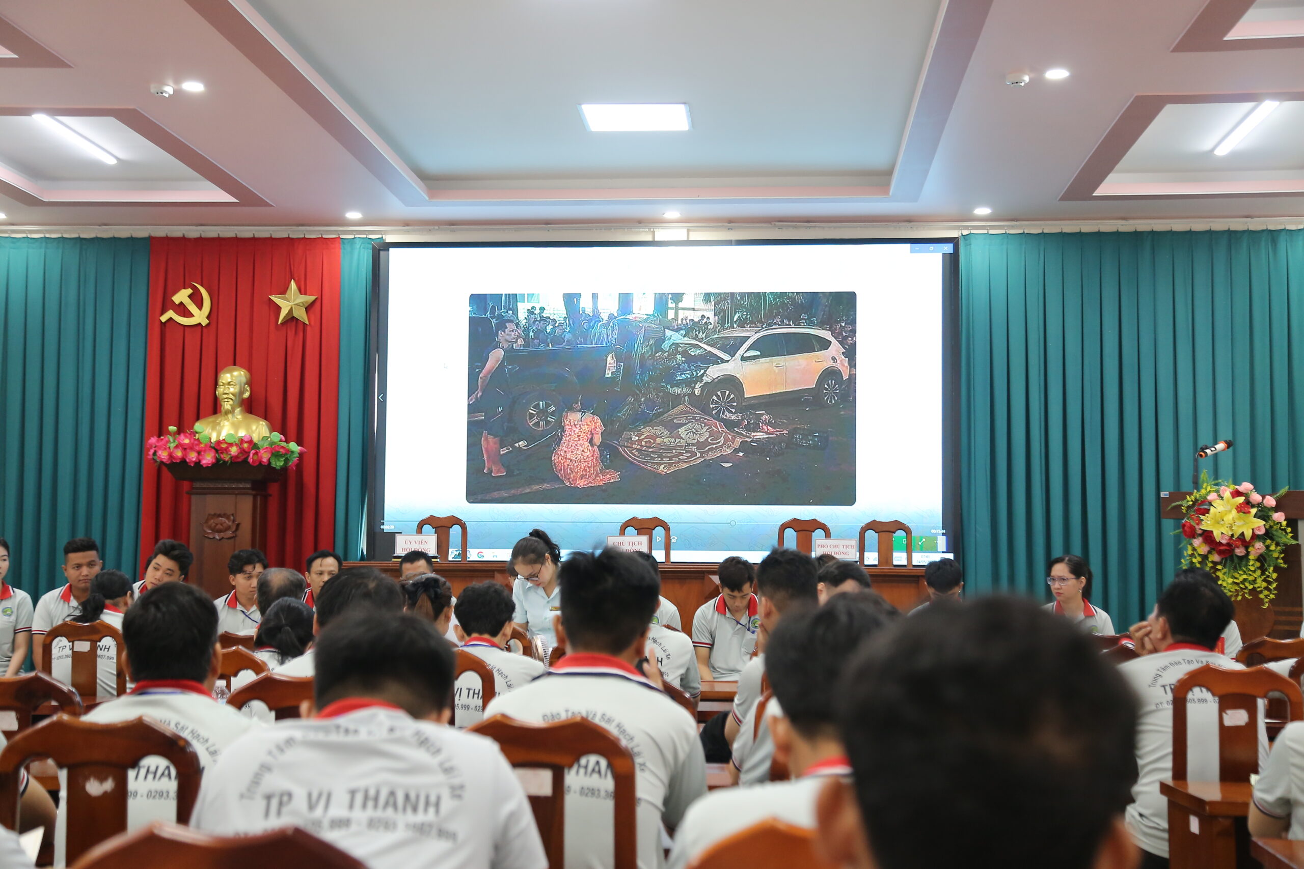 SÁT HẠCH LÁI XE 24/05/2026 TẠI TRUNG TÂM ĐÀO TẠO & SÁT HẠCH LÁI XE THÀNH PHỐ VỊ THANH 3 Hình ảnh tuyên truyền Video các tình huống tai nạn giao thông nhằm nâng cao ý thức chấp hành an toàn giao thông