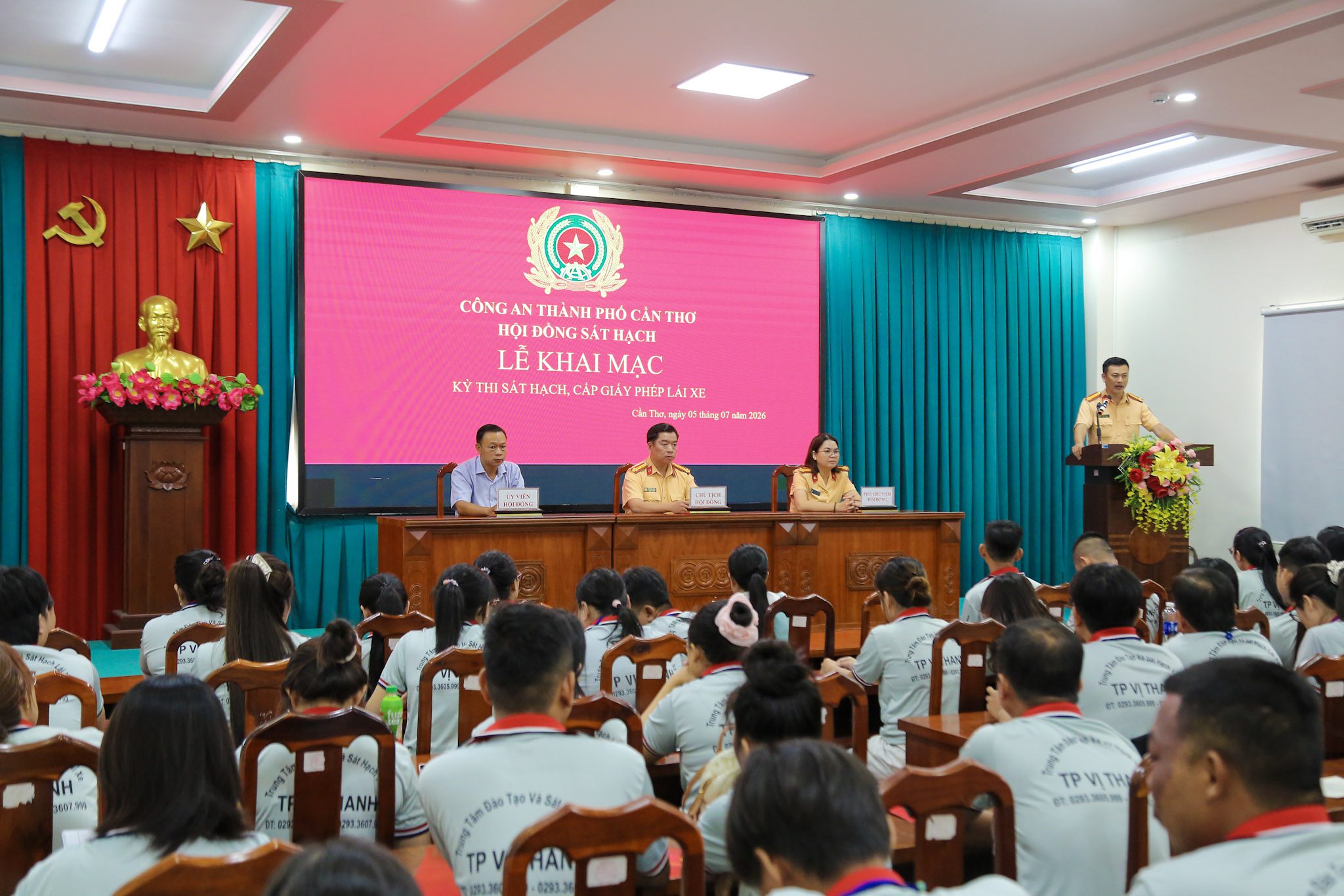 1 IS8A1535 TRANG CHỦ
