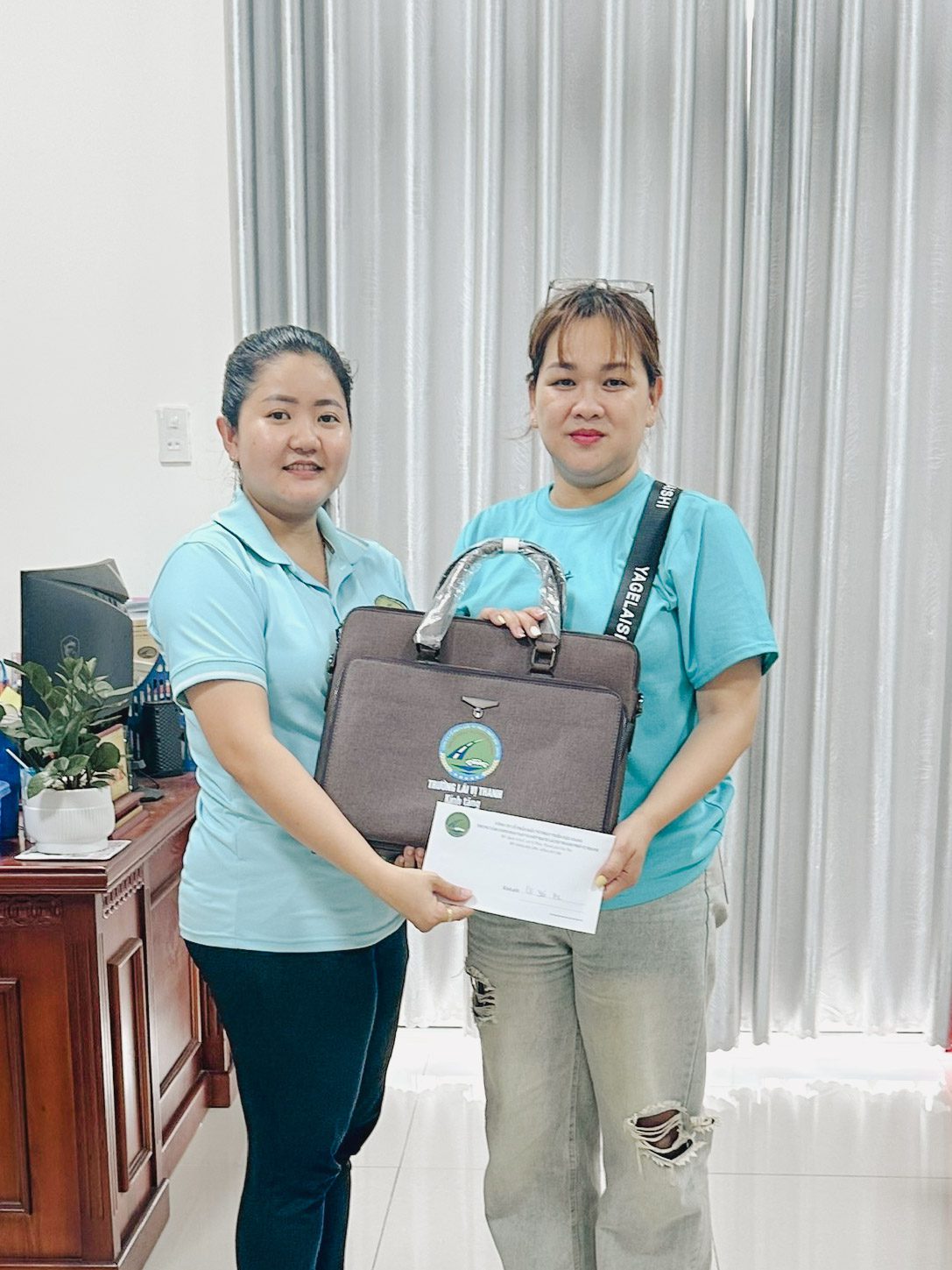 5 z7860194942406 2f3e3e804390e3f0aa10f3251fb865a1 TRANG CHỦ