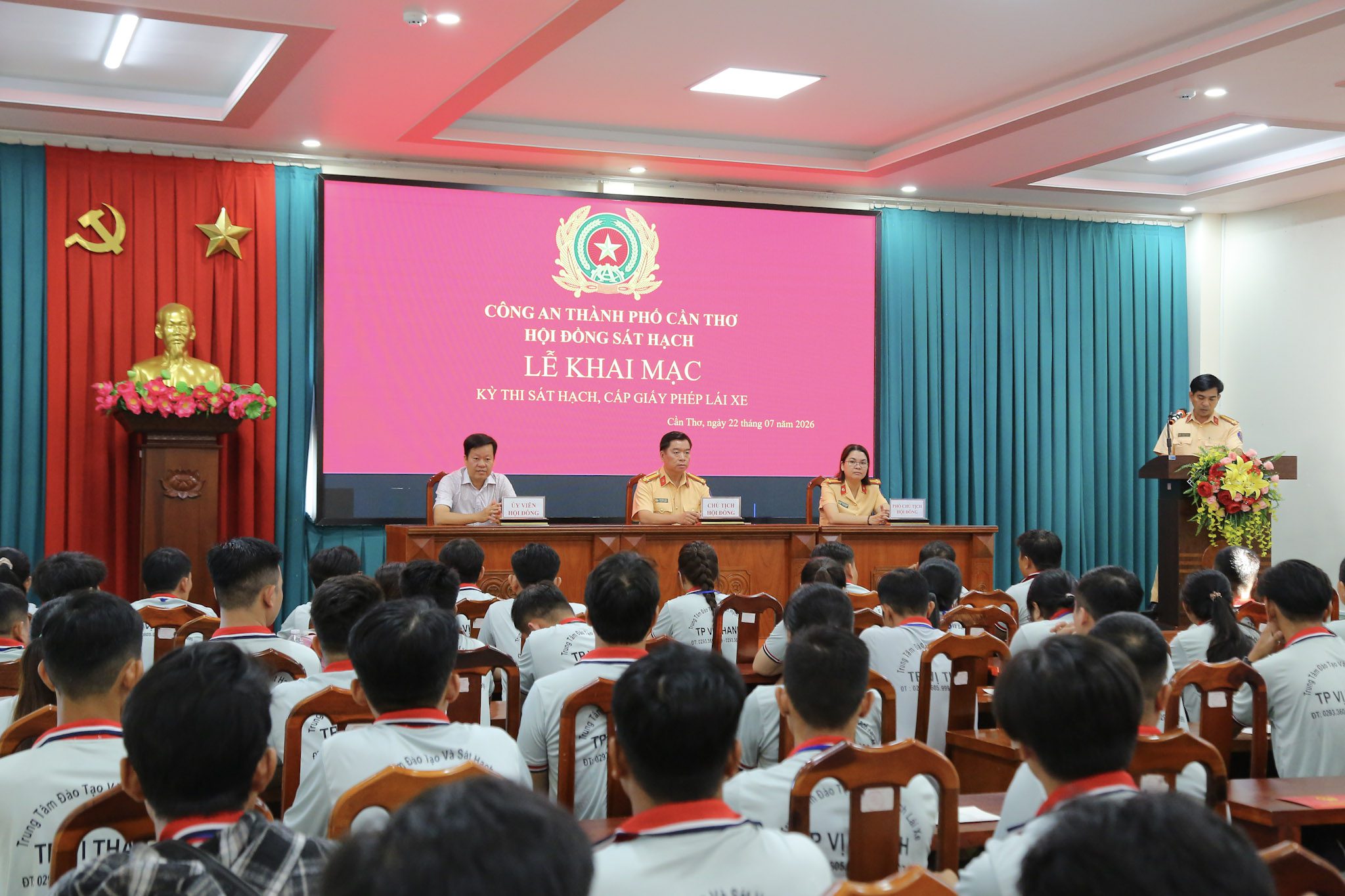 SÁT HẠCH LÁI XE 22/07/2026 TẠI TRUNG TÂM ĐÀO TẠO & SÁT HẠCH LÁI XE THÀNH PHỐ VỊ THANH 1 1 IS8A1939 SÁT HẠCH LÁI XE 22/07/2026 TẠI TRUNG TÂM ĐÀO TẠO & SÁT HẠCH LÁI XE THÀNH PHỐ VỊ THANH