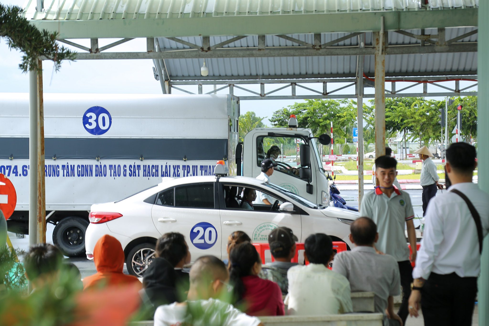 SÁT HẠCH LÁI XE 29/07/2026 TẠI TRUNG TÂM ĐÀO TẠO & SÁT HẠCH LÁI XE THÀNH PHỐ VỊ THANH 4 11 IS8A2074 SÁT HẠCH LÁI XE 29/07/2026 TẠI TRUNG TÂM ĐÀO TẠO & SÁT HẠCH LÁI XE THÀNH PHỐ VỊ THANH