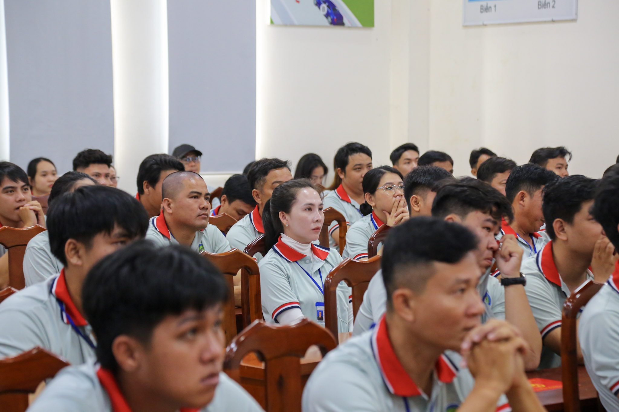 SÁT HẠCH LÁI XE 06/09/2026 TẠI TRUNG TÂM ĐÀO TẠO & SÁT HẠCH LÁI XE THÀNH PHỐ VỊ THANH 3 3 IS8A3953 SÁT HẠCH LÁI XE 06/09/2026 TẠI TRUNG TÂM ĐÀO TẠO & SÁT HẠCH LÁI XE THÀNH PHỐ VỊ THANH