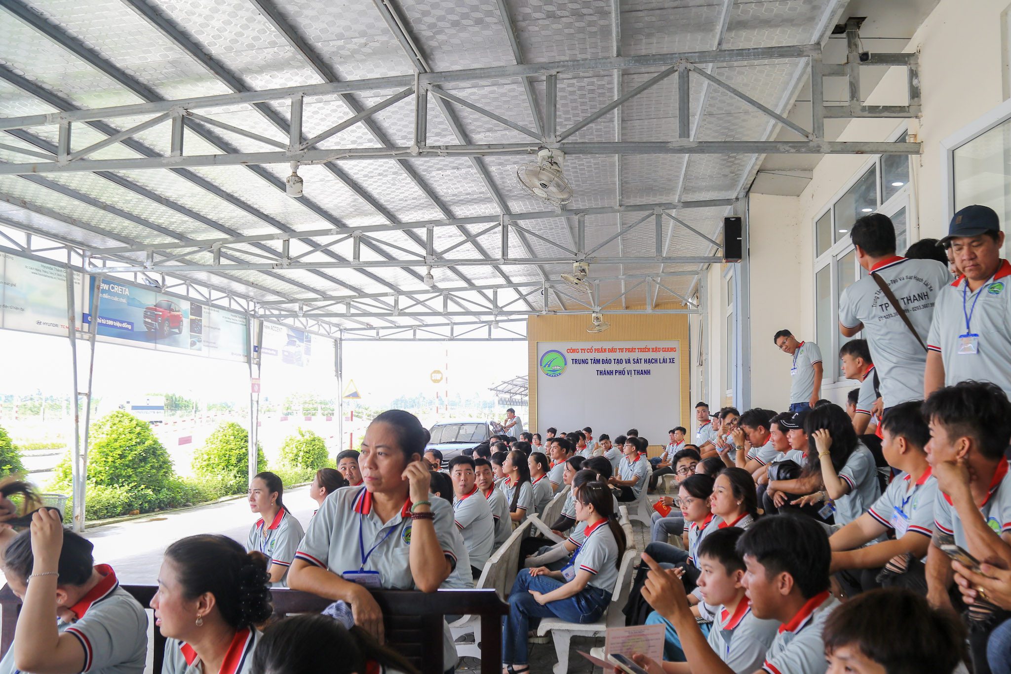 SÁT HẠCH LÁI XE 06/09/2026 TẠI TRUNG TÂM ĐÀO TẠO & SÁT HẠCH LÁI XE THÀNH PHỐ VỊ THANH 5 5 IS8A3993 SÁT HẠCH LÁI XE 06/09/2026 TẠI TRUNG TÂM ĐÀO TẠO & SÁT HẠCH LÁI XE THÀNH PHỐ VỊ THANH